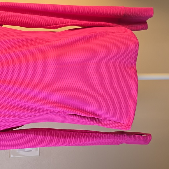 Tommy Bahama 💖NWT💖 Size Large Active Pink Top with Pink Zipper !💖💖 - Picture 4 of 15